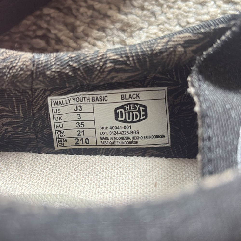 Hey Dude Kids Shoes - Picture 6 of 6